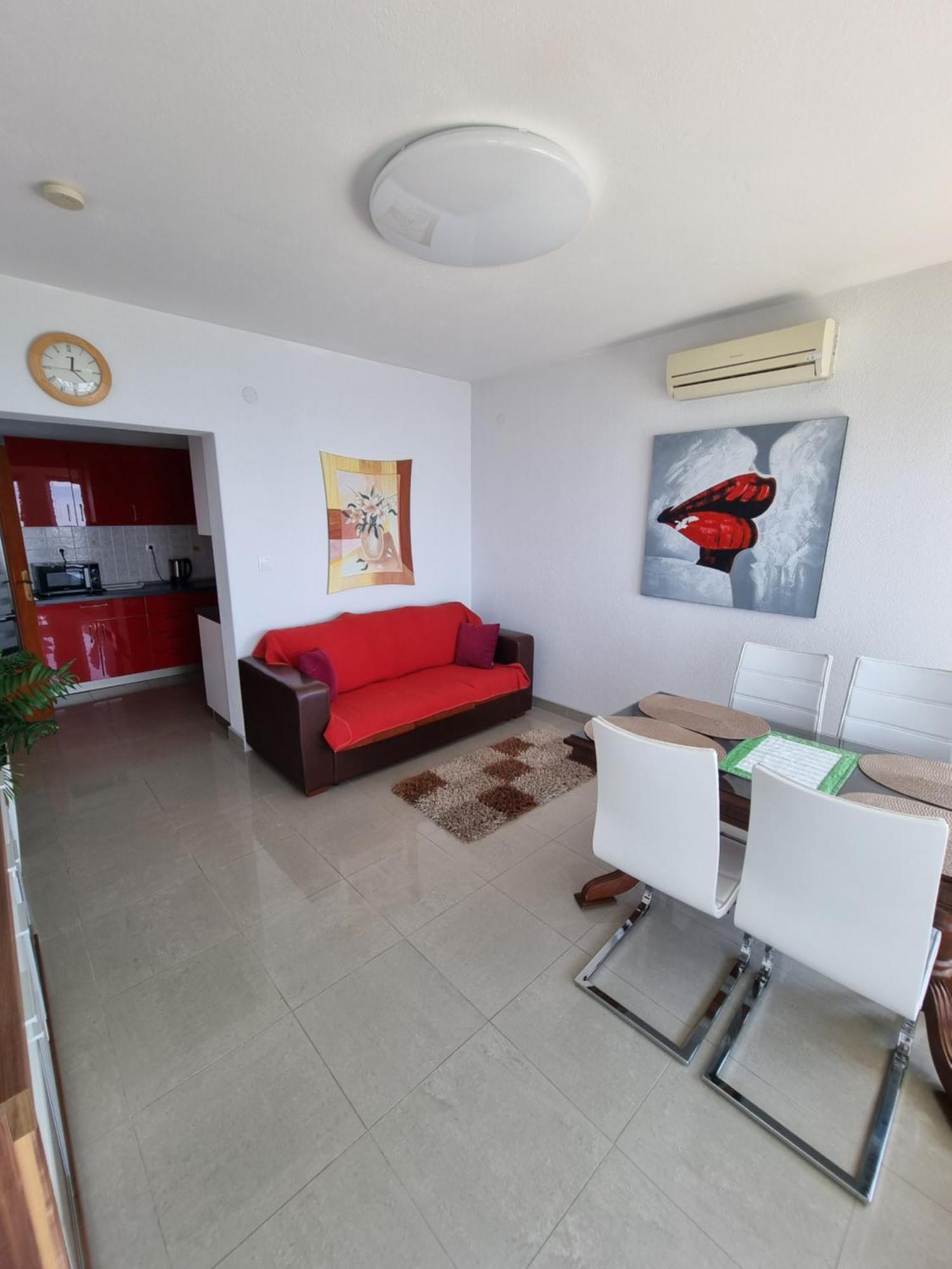 Apartmani Anda Živogošće Rom bilde
