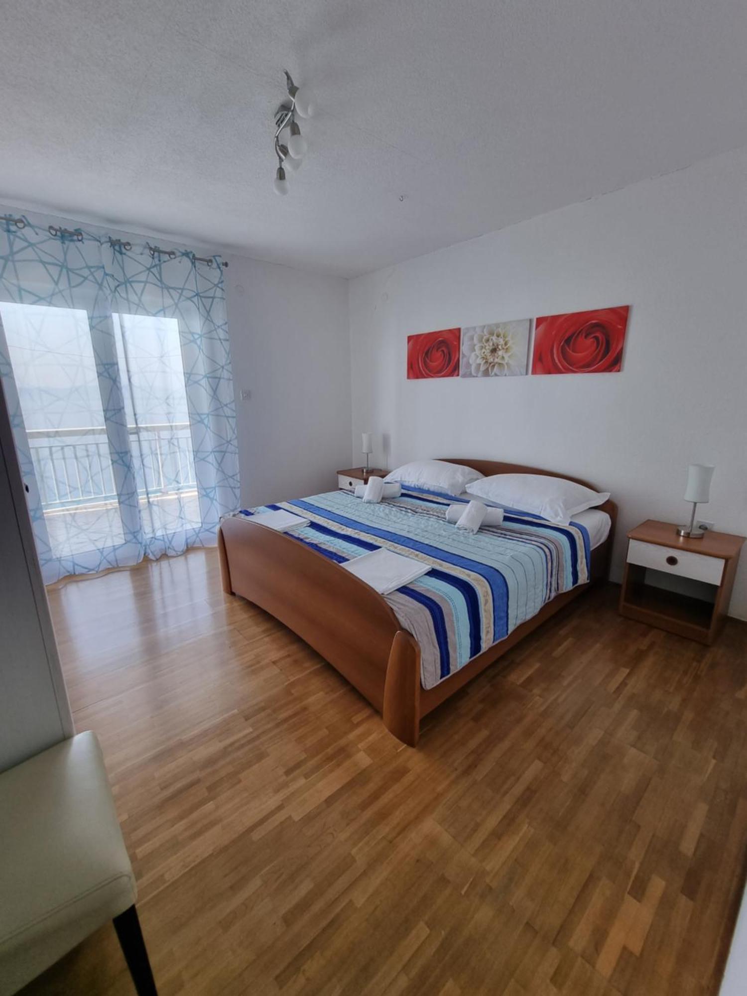 Apartmani Anda Živogošće Rom bilde
