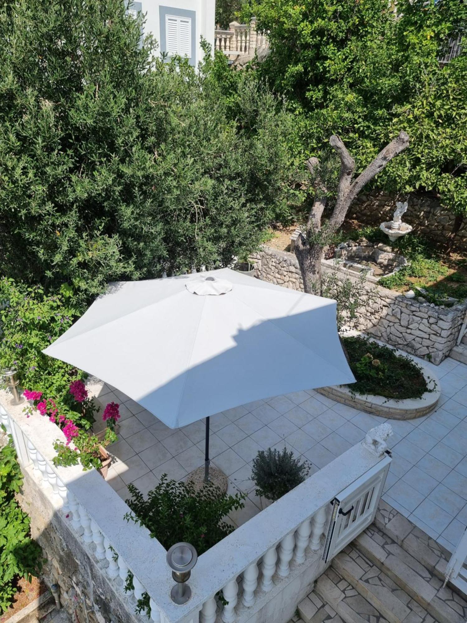 Apartmani Anda Živogošće Rom bilde